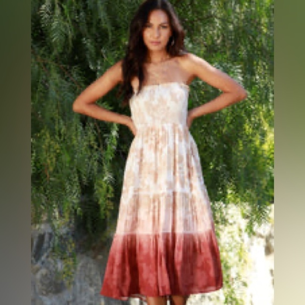 A Collective Story Odette Smocked Convertible Midi Dress / Maxi Skirt - Picture 2 of 11